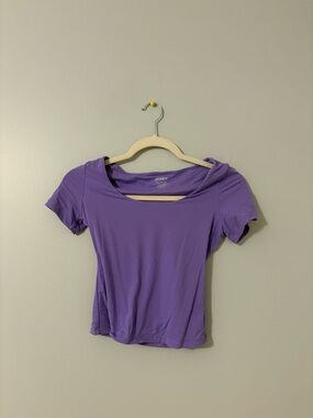 Purple Short-Sleeve Scoop Neck Top - Tight Fit